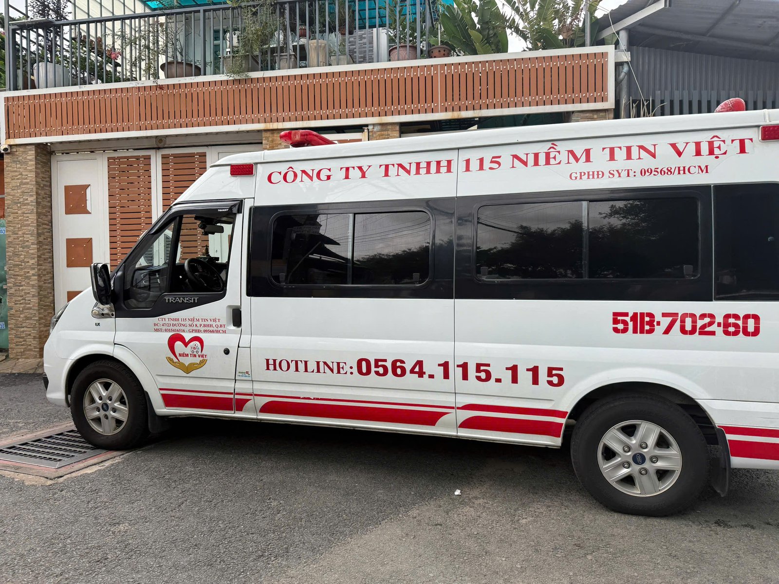 Dịch Vụ Thuê Xe Cứu Thương Uy Tín, Nhanh Chóng, Đưa Đón Tận Nơi -