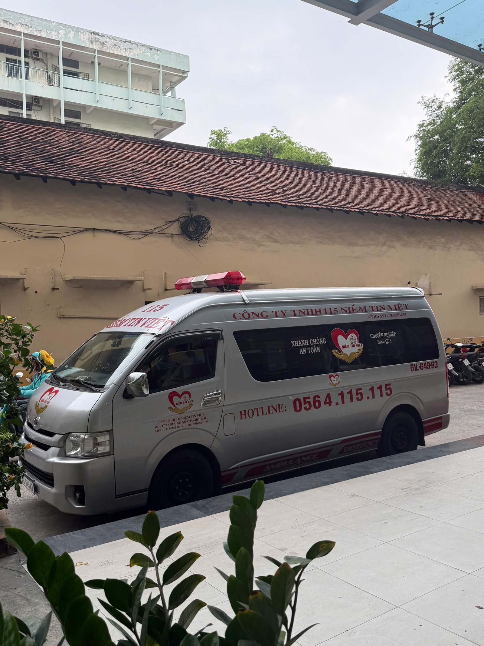Dịch Vụ Gọi Xe Cấp Cứu Nội Thành TP.HCM Phản Hồi Nhanh 24/7 -